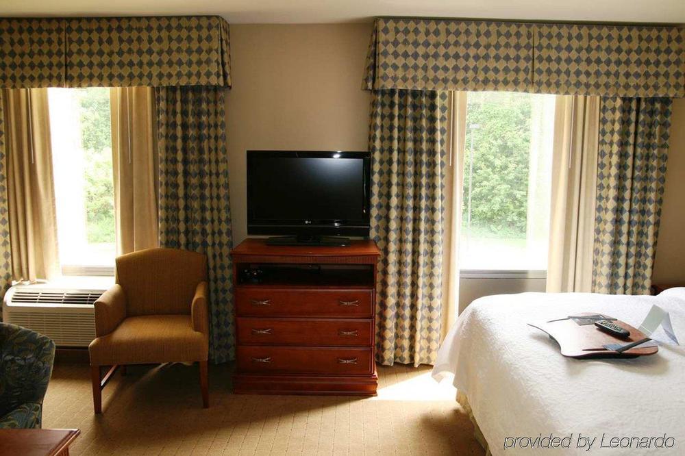 Hampton Inn & Suites Providence / Смитфилд Номер фото