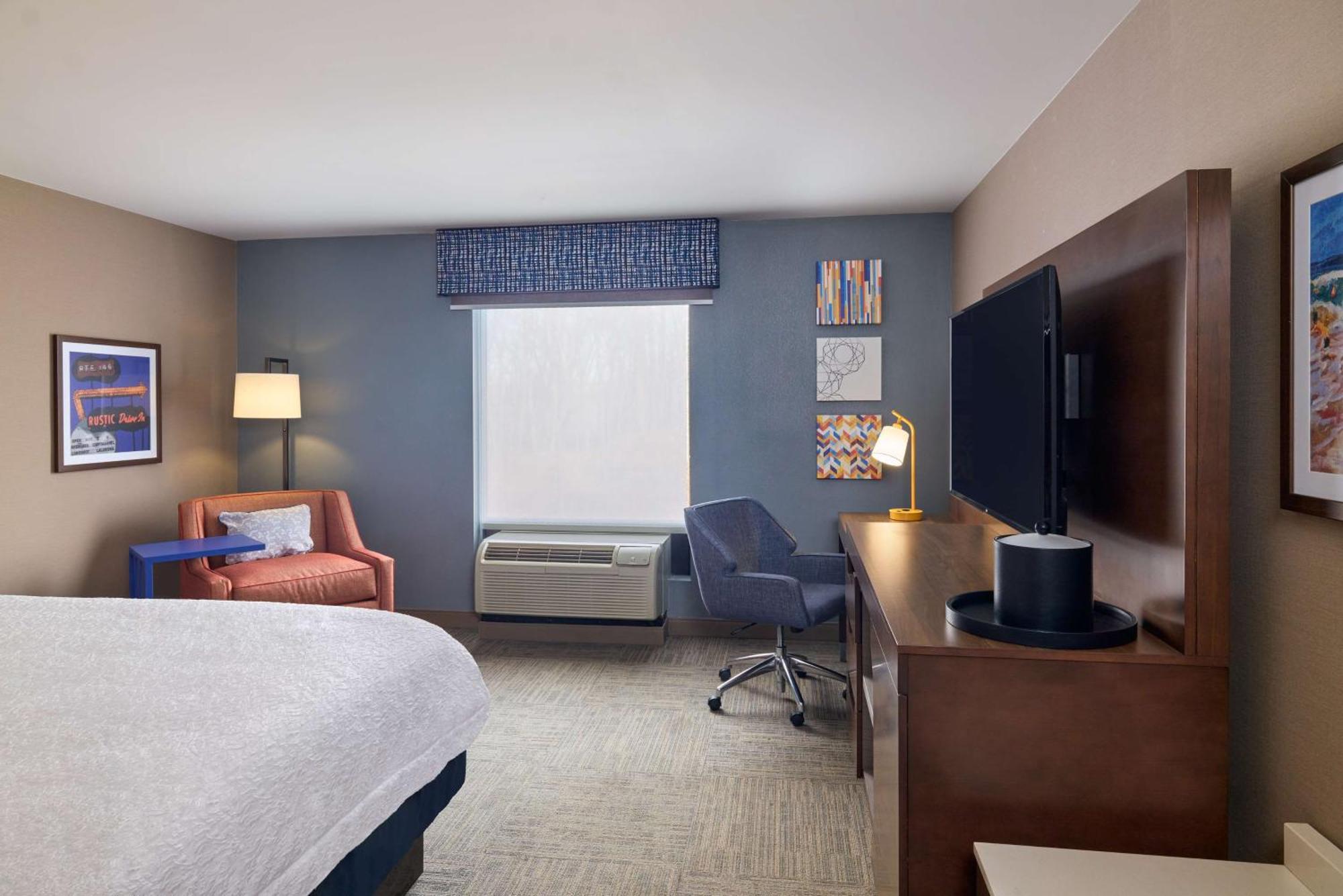 Hampton Inn & Suites Providence / Смитфилд Экстерьер фото