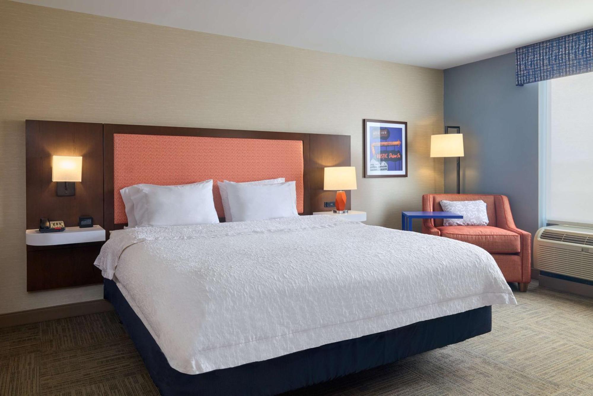 Hampton Inn & Suites Providence / Смитфилд Экстерьер фото